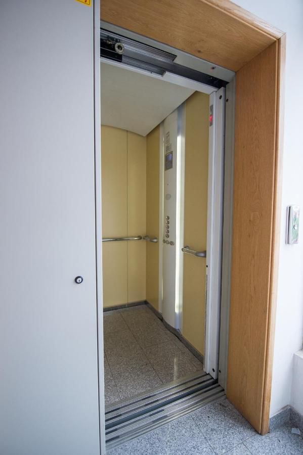 Apartment Lamar - Entry With Pin 0 - 24H, Underground Parking Garage, Elevator Slavonski Brod Exteriér fotografie