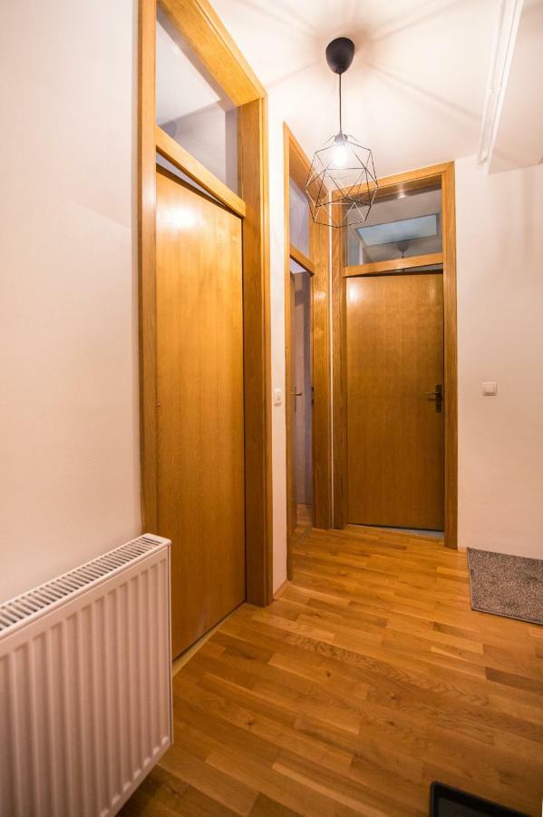 Apartment Lamar - Entry With Pin 0 - 24H, Underground Parking Garage, Elevator Slavonski Brod Exteriér fotografie