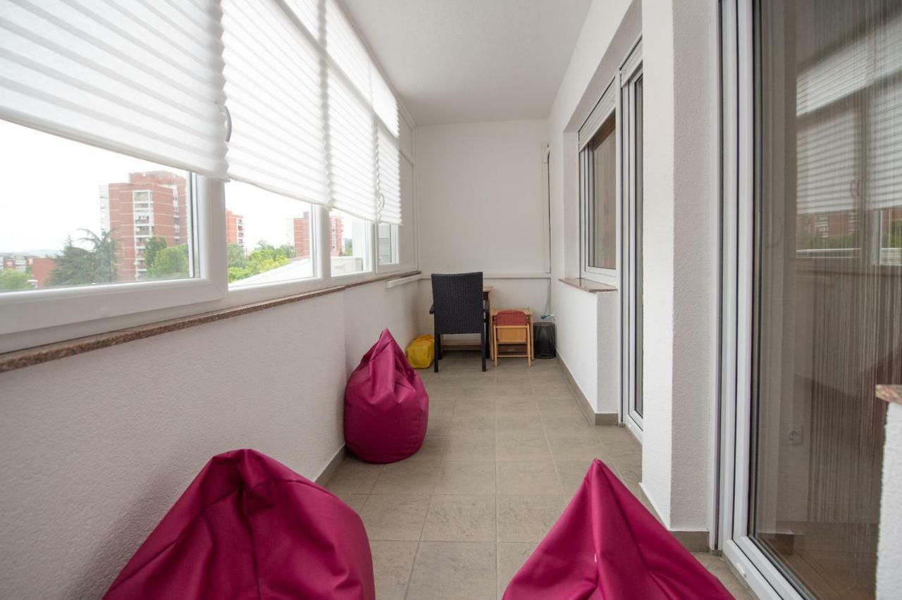 Apartment Lamar - Entry With Pin 0 - 24H, Underground Parking Garage, Elevator Slavonski Brod Exteriér fotografie