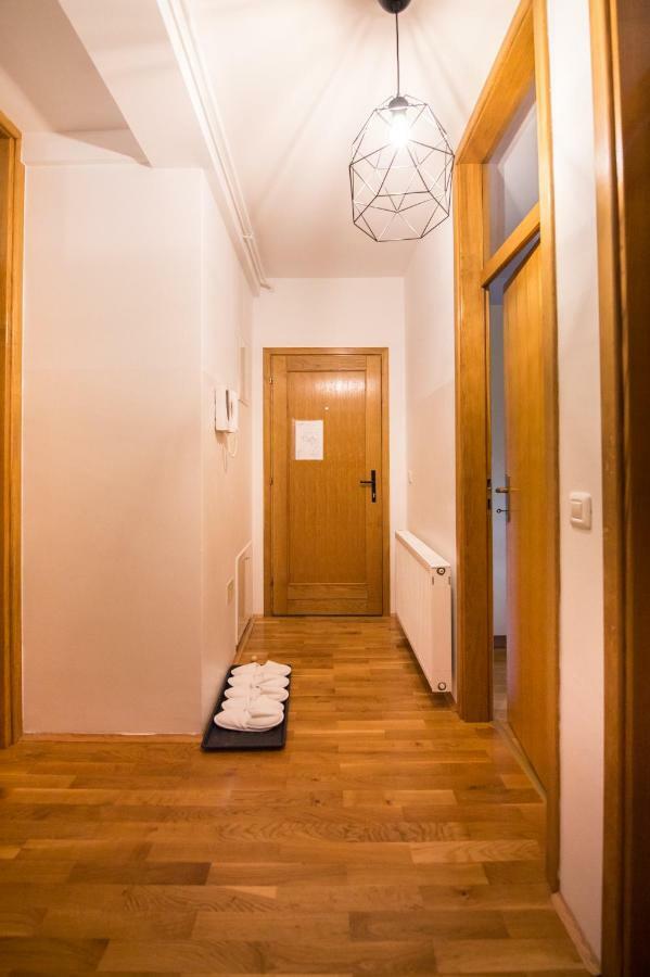 Apartment Lamar - Entry With Pin 0 - 24H, Underground Parking Garage, Elevator Slavonski Brod Exteriér fotografie